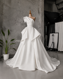 Load image into Gallery viewer, Aveline Minimalist Satin Wedding Dress, Sleek Sheath Bridal Gown with Train image 5