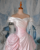 Load image into Gallery viewer, Bellamy Romantic Lace Wedding Dress, Elegant A-Line Bridal Gown with Soft Train image 1