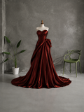 Load image into Gallery viewer, Gemma Minimalist Satin Wedding Dress, Sleek Sheath Bridal Gown with Train image 6