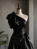 Load image into Gallery viewer, Gracelyn Minimalist Satin Wedding Dress, Sleek Sheath Bridal Gown with Train image 1