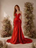 Load image into Gallery viewer, Helena Romantic Lace Wedding Dress, Elegant A-Line Bridal Gown with Soft Train image 3