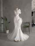 Load image into Gallery viewer, White Sculptural One Shoulder Gown Asymmetric Pleated Bridal Dress with Dramatic Ruffled Statement Silhouette
