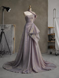 Load image into Gallery viewer, Elegant White Bridal Gown, Romantic Full-Length Wedding Dress, Classic Formal Wedding Ceremony Dress