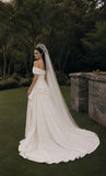 Load image into Gallery viewer, Ivory Bridal Gown with Flowing Train, Elegant Wedding Dress for Formal Ceremony