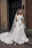 Load image into Gallery viewer, Ivory Formal Bridal Dress with Elegant Train, Romantic Wedding Gown