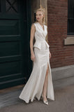 Load image into Gallery viewer, Ivory Tailored Pantsuit for Women, Elegant Formal Suit and Wedding Guest Outfit