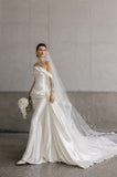 Load image into Gallery viewer, Ivory Formal Bridal Dress with Elegant Train, Romantic Wedding Gown