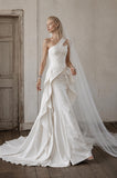 Load image into Gallery viewer, Ivory Formal Bridal Dress with Elegant Train, Romantic Wedding Gown
