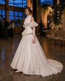 Load image into Gallery viewer, Ivory Bridal Gown with Flowing Train, Elegant Wedding Dress for Formal Ceremony
