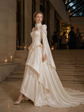 Load image into Gallery viewer, Ivory Bridal Gown with Flowing Train, Elegant Wedding Dress for Formal Ceremony