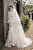 Load image into Gallery viewer, Ivory Formal Bridal Dress with Elegant Train, Romantic Wedding Gown