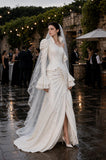 Load image into Gallery viewer, Ivory Bridal Gown with Flowing Train, Elegant Wedding Dress for Formal Ceremony