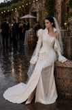 Load image into Gallery viewer, Ivory Bridal Gown with Flowing Train, Elegant Wedding Dress for Formal Ceremony