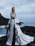Load image into Gallery viewer, White Bridal Gown with Flowing Train, Elegant Wedding Dress for Formal Ceremony