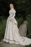 Load image into Gallery viewer, Ivory Bridal Gown with Flowing Train, Elegant Wedding Dress for Formal Ceremony