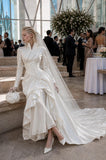 Load image into Gallery viewer, Ivory Bridal Gown with Flowing Train, Elegant Wedding Dress for Formal Ceremony