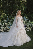 Load image into Gallery viewer, White Bridal Gown with Flowing Train, Elegant Wedding Dress for Formal Ceremony