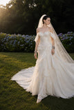 Load image into Gallery viewer, Ivory Bridal Gown with Flowing Train, Elegant Wedding Dress for Formal Ceremony