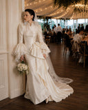 Load image into Gallery viewer, Ivory Bridal Gown with Flowing Train, Elegant Wedding Dress for Formal Ceremony