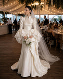Load image into Gallery viewer, Ivory Bridal Gown with Flowing Train, Elegant Wedding Dress for Formal Ceremony