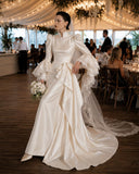 Load image into Gallery viewer, Ivory Bridal Gown with Flowing Train, Elegant Wedding Dress for Formal Ceremony