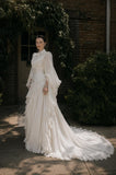 Load image into Gallery viewer, Ivory Bridal Gown with Flowing Train, Elegant Wedding Dress for Formal Ceremony