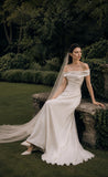 Load image into Gallery viewer, Ivory Bridal Gown with Flowing Train, Elegant Wedding Dress for Formal Ceremony