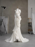 Load image into Gallery viewer, Elegant Ivory Bridal Gown with Refined Silhouette for Romantic Wedding Ceremonies