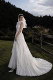 Load image into Gallery viewer, Ivory Bridal Gown with Flowing Train, Elegant Wedding Dress for Formal Ceremony