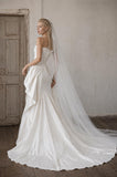 Load image into Gallery viewer, Ivory Formal Bridal Dress with Elegant Train, Romantic Wedding Gown