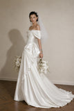 Load image into Gallery viewer, Ivory Formal Bridal Dress with Elegant Train, Romantic Wedding Gown