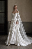 Load image into Gallery viewer, Ivory Classic Bridal Gown with Ceremony Style, Wedding Dress for Bridal Portraits