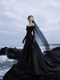 Load image into Gallery viewer, Black Elegant Bridal Gown with Flowing Train, Wedding Dress for Formal Ceremony