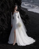 Load image into Gallery viewer, Ivory Classic Bridal Gown with Formal Bridal Look, Wedding Dress for Wedding Reception