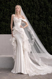 Load image into Gallery viewer, Ivory Romantic Bridal Gown with Ceremony Style, Wedding Dress for Elegant Celebration