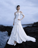 Load image into Gallery viewer, Ivory Refined Bridal Gown with Ceremony Style, Wedding Dress for Elegant Celebration