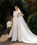 Load image into Gallery viewer, Ivory Elegant Bridal Gown with Full-Length Silhouette, Wedding Dress for Formal Ceremony