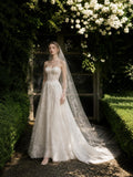 Load image into Gallery viewer, Ivory Graceful Bridal Gown with Full-Length Silhouette, Wedding Dress for Formal Ceremony