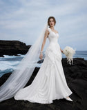 Load image into Gallery viewer, Ivory Statement Bridal Gown with Full-Length Silhouette, Wedding Dress for Formal Ceremony