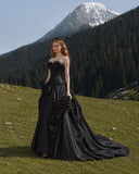 Load image into Gallery viewer, Black Strapless Bridal Gown with Full Skirt, Dramatic Wedding Dress for Outdoor Ceremony