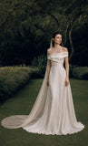 Load image into Gallery viewer, Ivory Bridal Gown with Flowing Train, Elegant Wedding Dress for Formal Ceremony