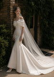 Load image into Gallery viewer, Ivory Formal Bridal Dress with Elegant Train, Romantic Wedding Gown