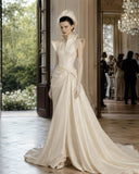 Load image into Gallery viewer, Ivory Bridal Gown with Flowing Train, Elegant Wedding Dress for Formal Ceremony