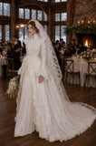 Load image into Gallery viewer, Ivory Bridal Gown with Flowing Train, Elegant Wedding Dress for Formal Ceremony