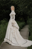 Load image into Gallery viewer, Ivory Bridal Gown with Flowing Train, Elegant Wedding Dress for Formal Ceremony