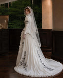 Load image into Gallery viewer, Ivory Formal Bridal Dress with Elegant Train, Romantic Wedding Gown
