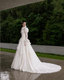 Load image into Gallery viewer, Ivory Bridal Gown with Flowing Train, Elegant Wedding Dress for Formal Ceremony