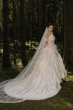 Load image into Gallery viewer, Ivory Bridal Gown with Flowing Train, Elegant Wedding Dress for Formal Ceremony