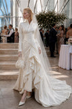 Load image into Gallery viewer, Ivory Bridal Gown with Flowing Train, Elegant Wedding Dress for Formal Ceremony