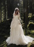 Load image into Gallery viewer, Ivory Bridal Gown with Flowing Train, Elegant Wedding Dress for Formal Ceremony